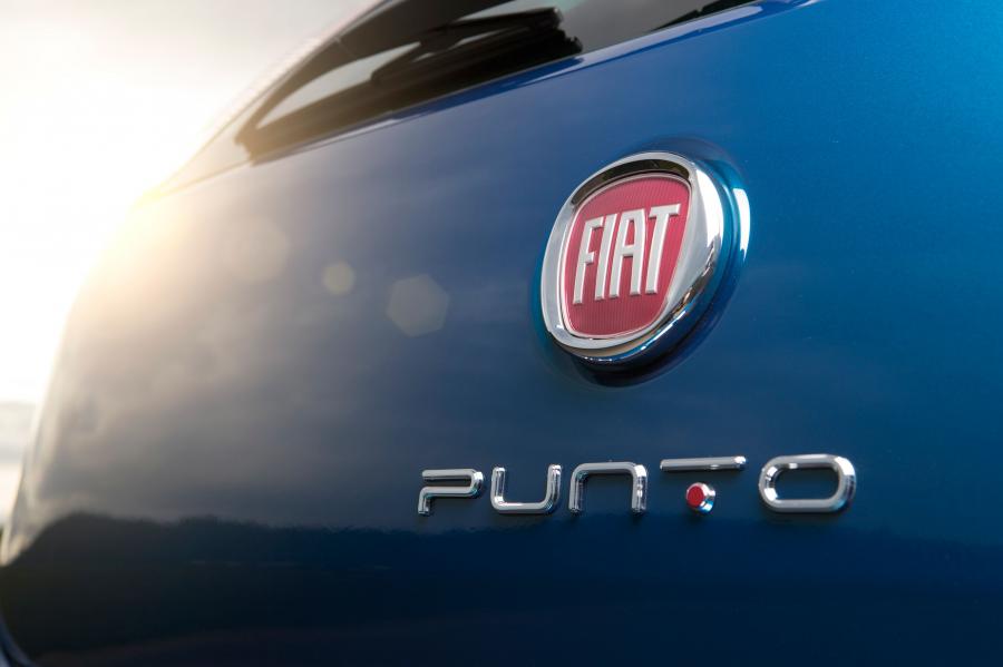 Логотип Fiat Punto (199) 2013 года  (AU) (фото 30 из 40)
